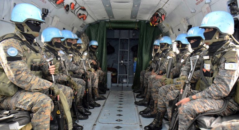 Zalda a V squez un casco azul guatemalteco que lucha por la paz